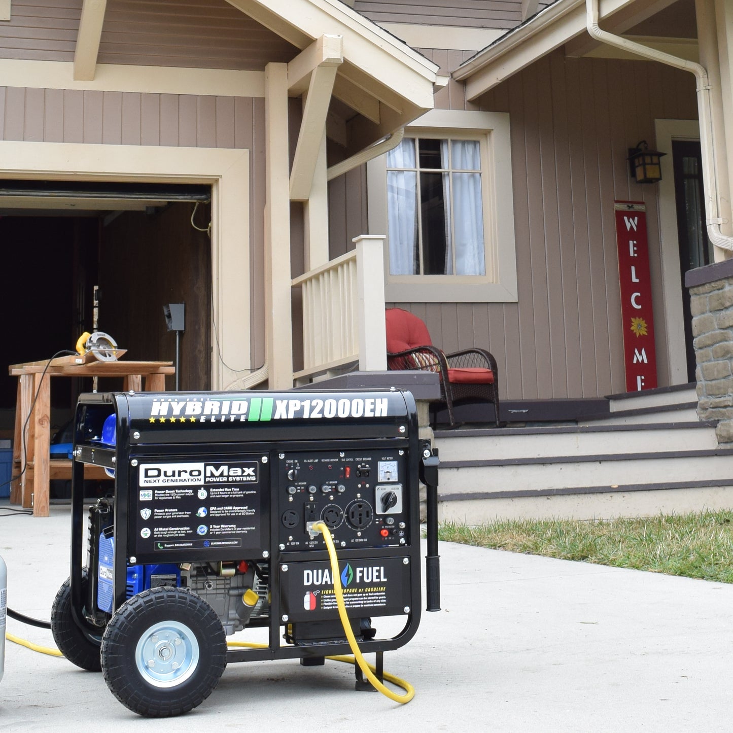 DuroMax XP12000EH 12,000-Watt/9,500-Watt 457cc Electric Start Dual Fuel Portable Generator
