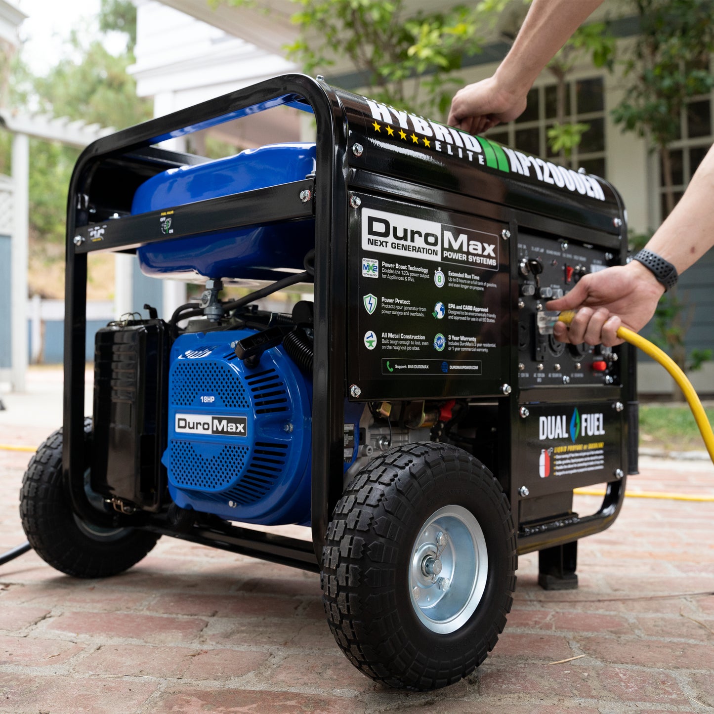 DuroMax XP12000EH 12,000-Watt/9,500-Watt 457cc Electric Start Dual Fuel Portable Generator