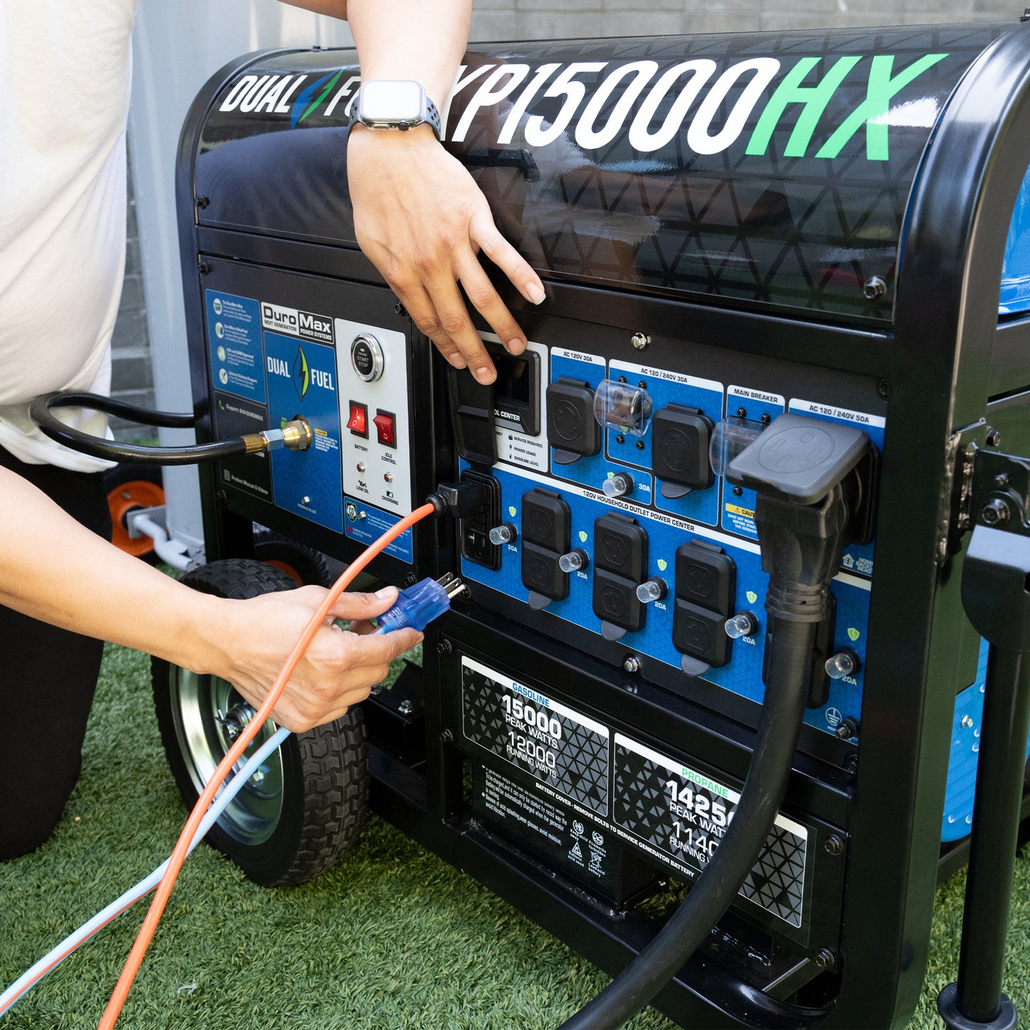 DuroMax XP15000HX 15,000-Watt/12,000-Watt Electric Start Dual Fuel Portable Generator
