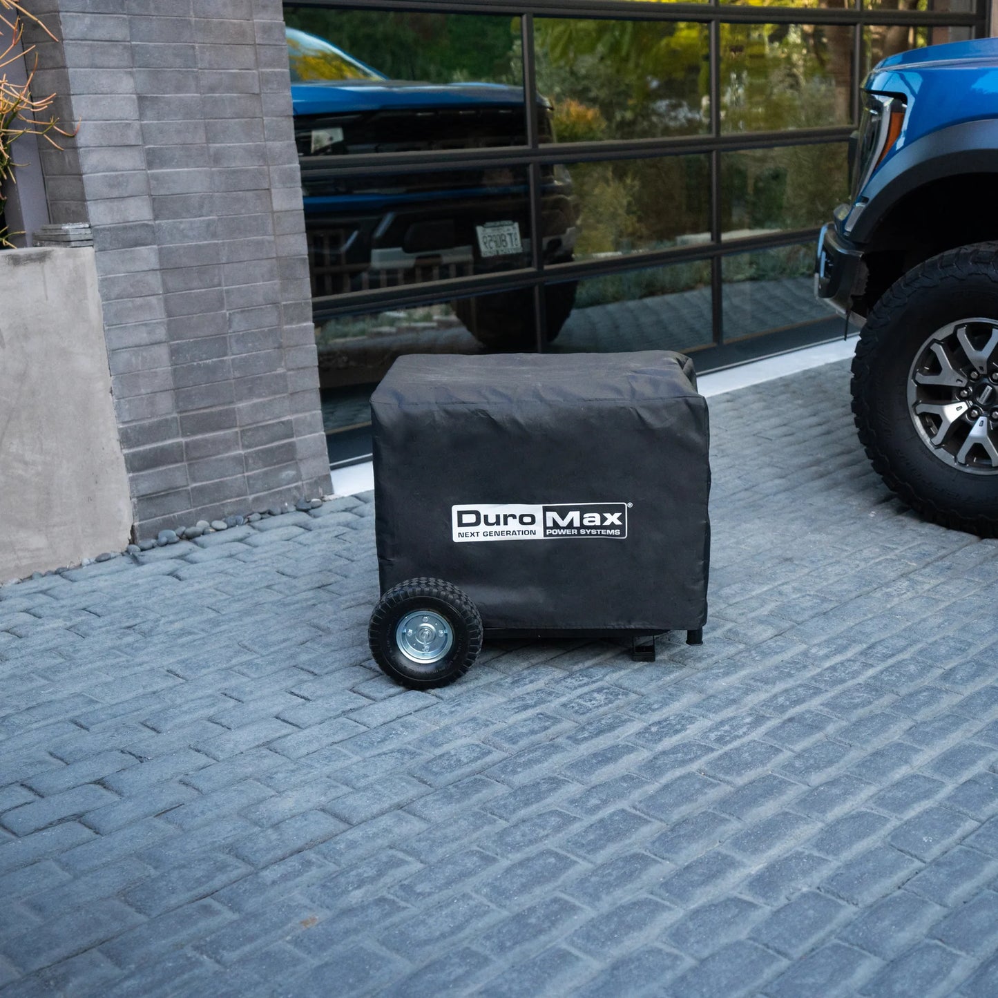 DuroMax XPLGC Large Weather Resistant Portable (6000 - 13000 watt) Generator Cover