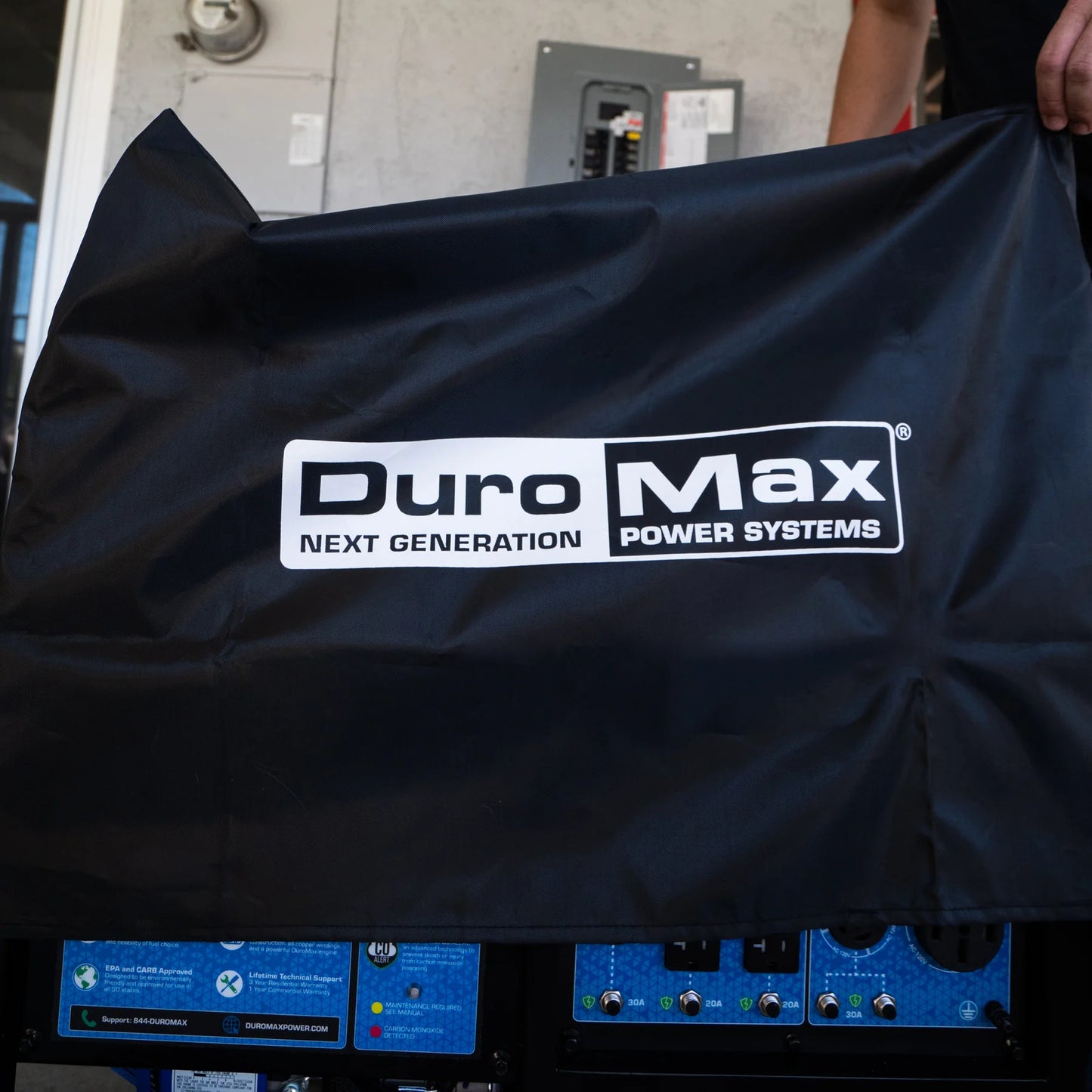 DuroMax XPLGC Large Weather Resistant Portable (6000 - 13000 watt) Generator Cover